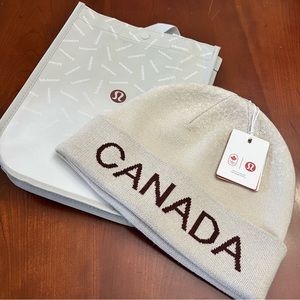 Lululemon Beanie Ivory Cream Wool Blend Reversible Toque L/XL unisex Olympics
